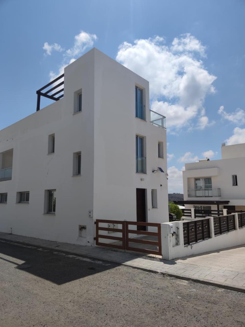 3 Bedroom Seaview Villa Direct In Coral Bay With Pool Eksteriør bilde